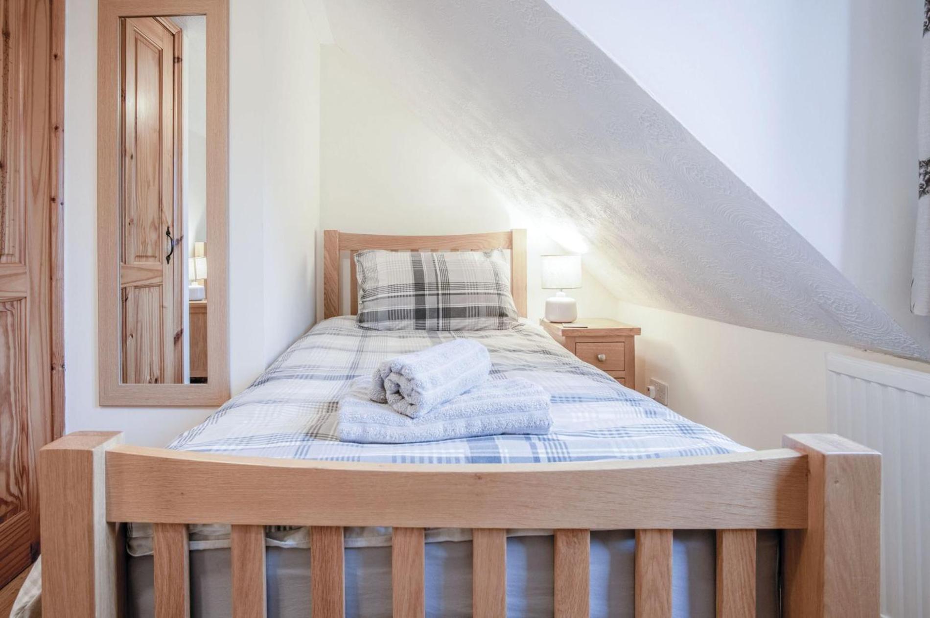 The Brambles - 2 Bedroom Cottage - Llanteg Luaran gambar