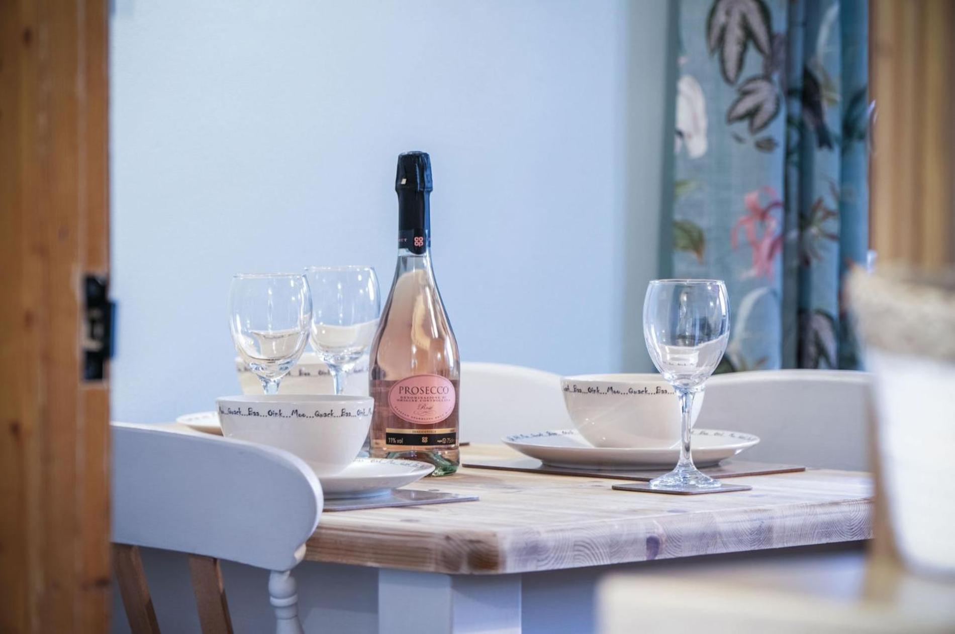 The Brambles - 2 Bedroom Cottage - Llanteg Luaran gambar