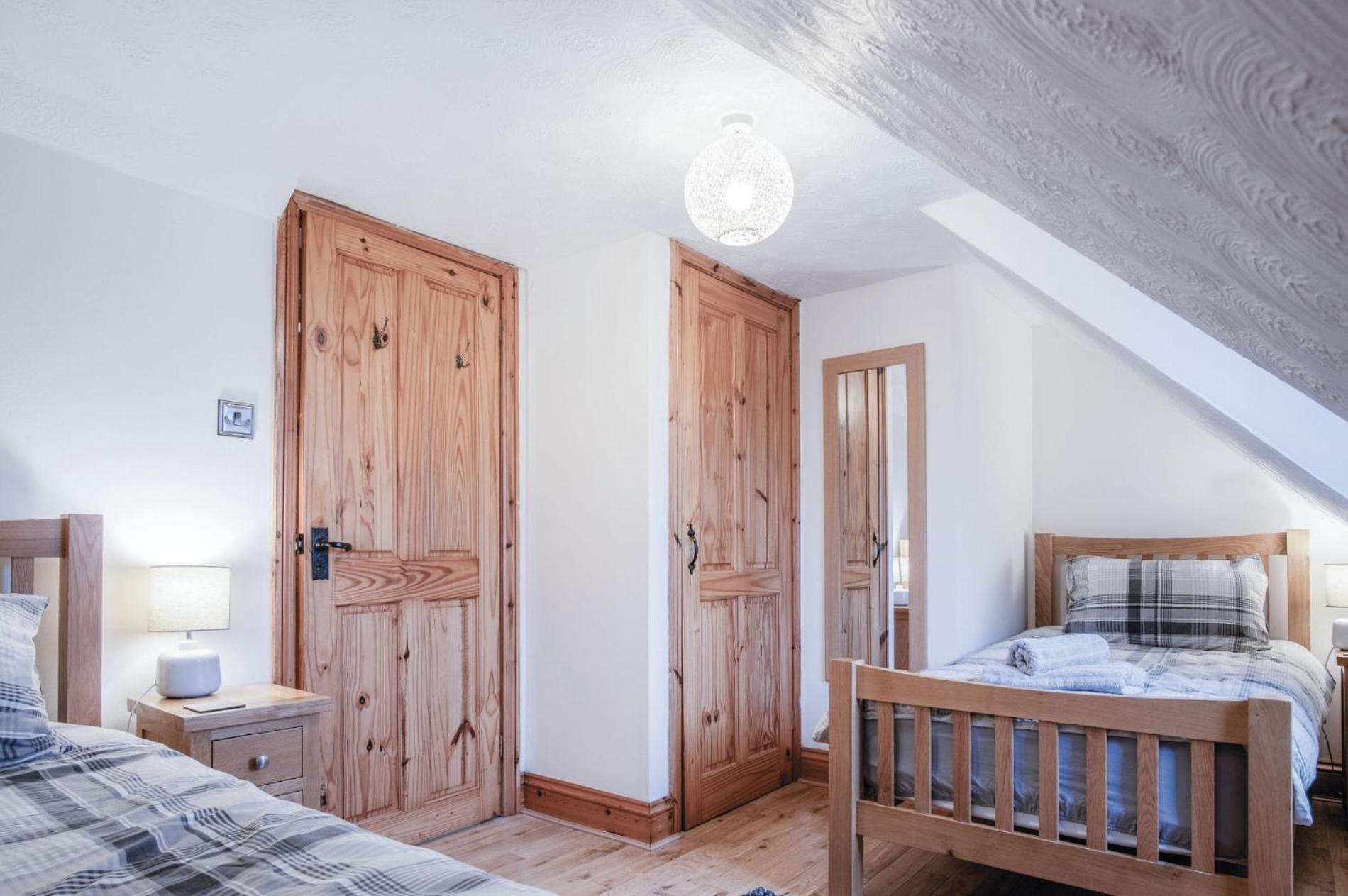 The Brambles - 2 Bedroom Cottage - Llanteg Luaran gambar