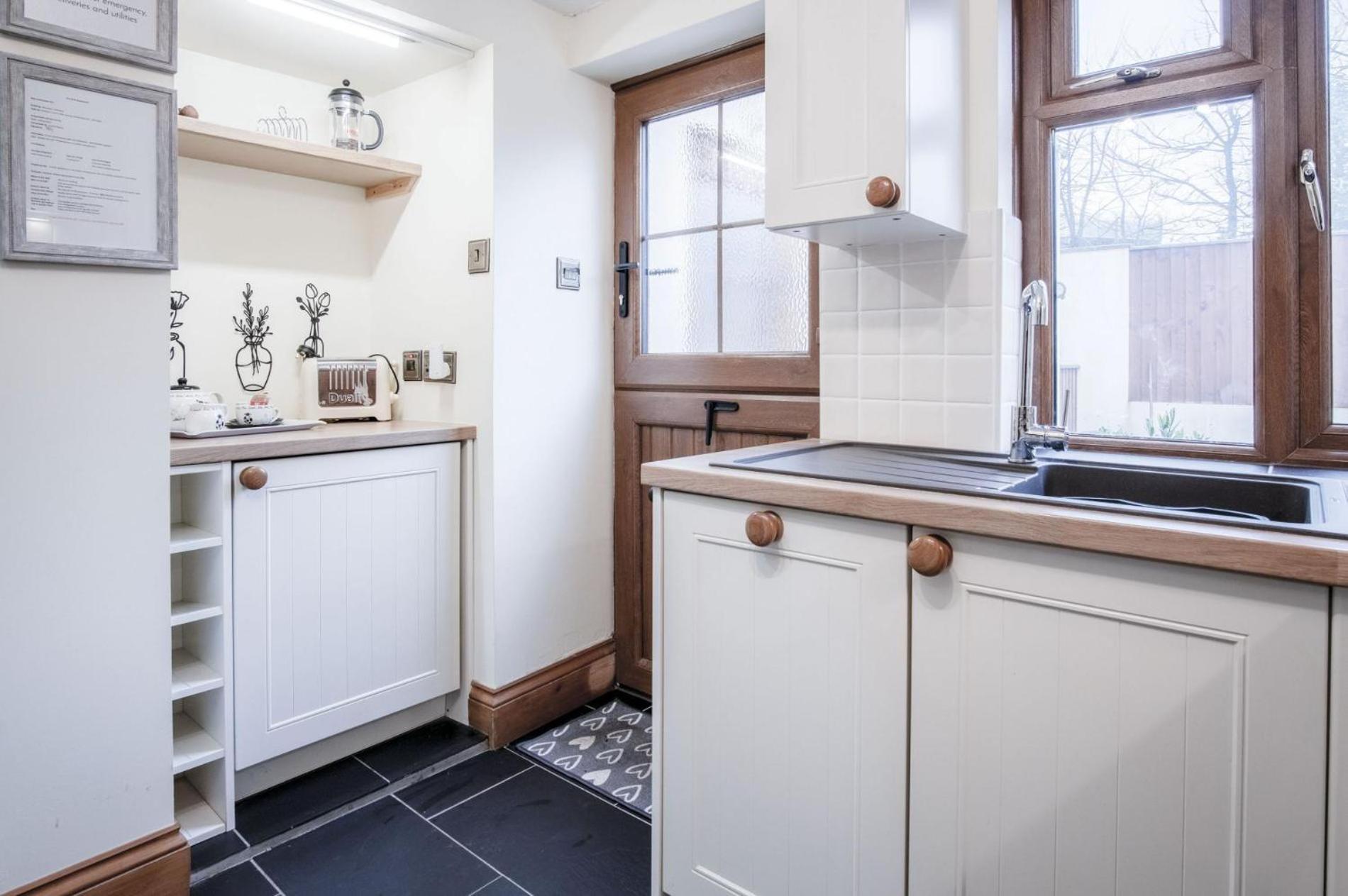 The Brambles - 2 Bedroom Cottage - Llanteg Luaran gambar