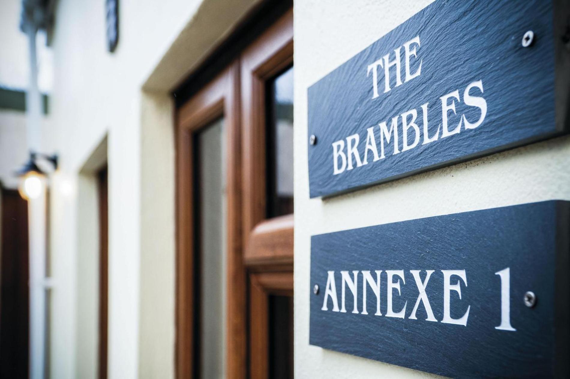 The Brambles - 2 Bedroom Cottage - Llanteg Luaran gambar