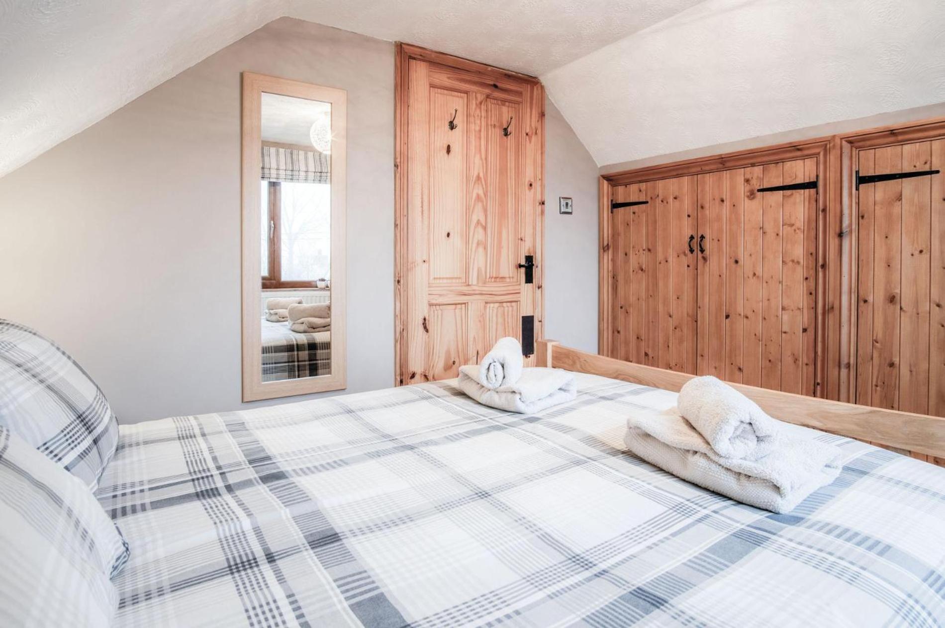 The Brambles - 2 Bedroom Cottage - Llanteg Luaran gambar