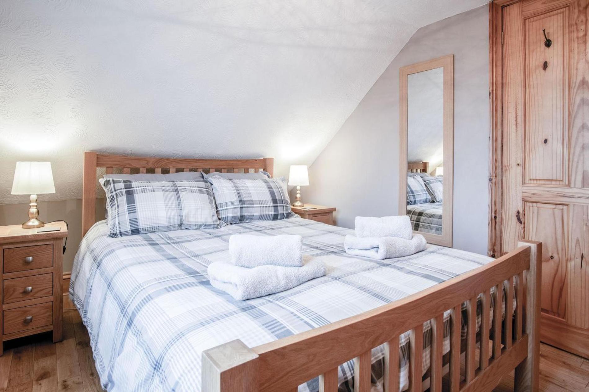 The Brambles - 2 Bedroom Cottage - Llanteg Luaran gambar