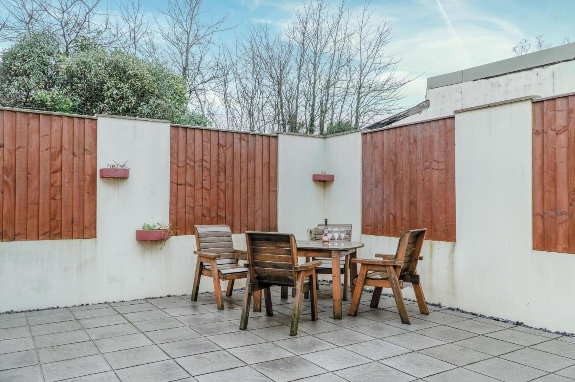 The Brambles - 2 Bedroom Cottage - Llanteg Luaran gambar
